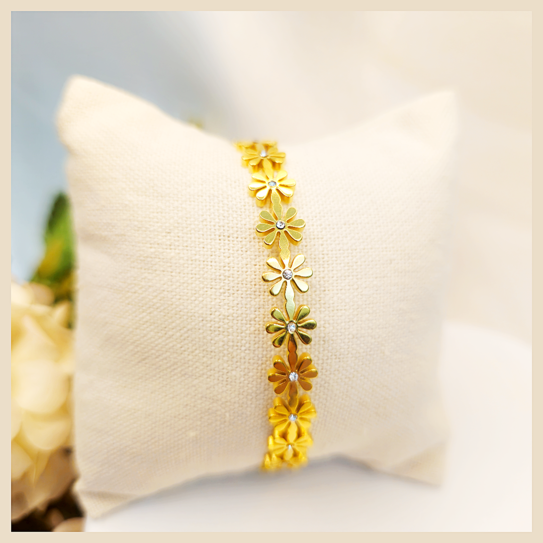Blae Flower Zircon Bangle