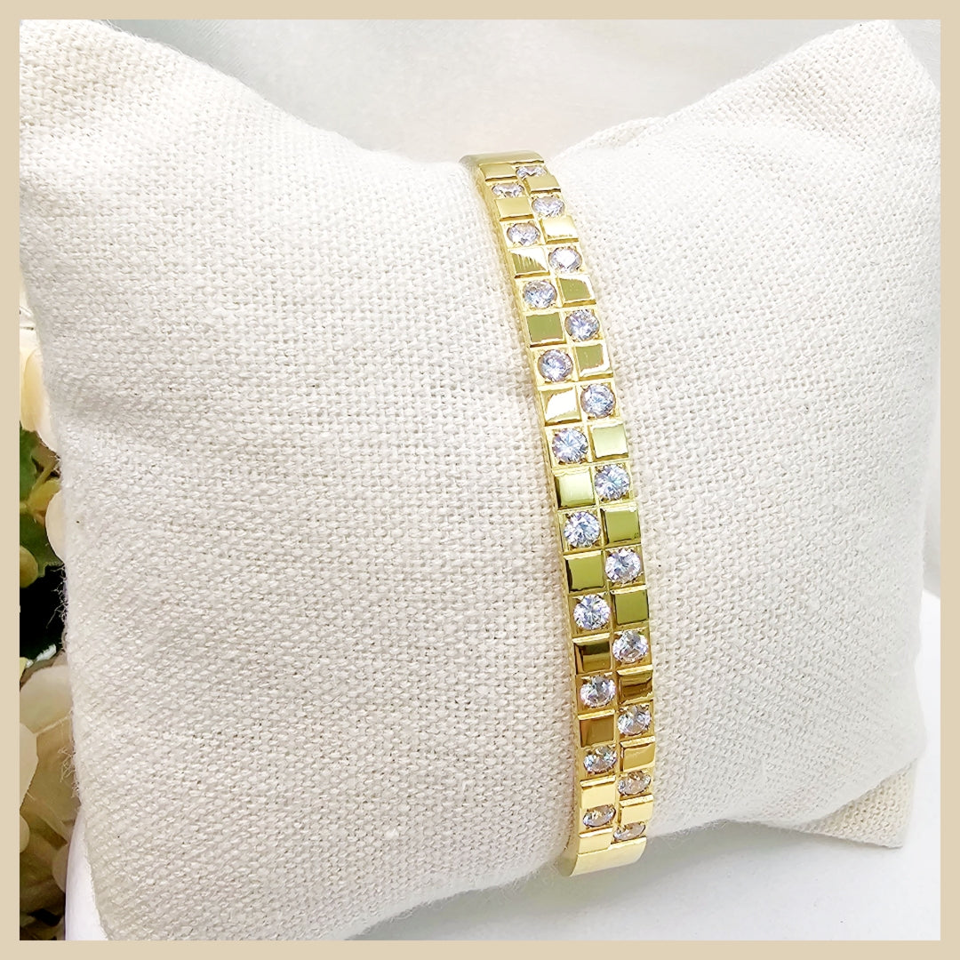 Gaya Zirconia Bangle