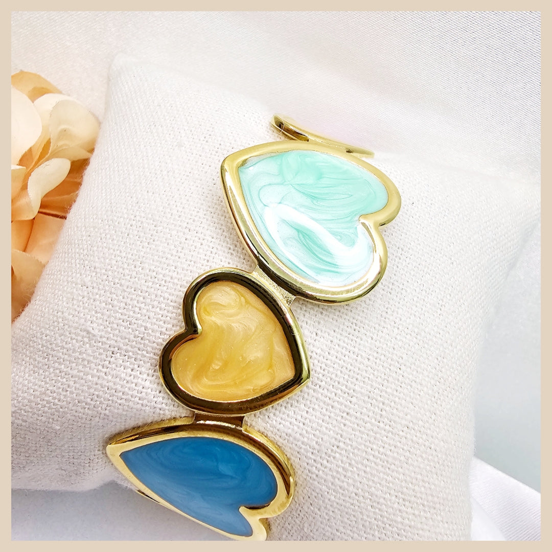 Geni Hearts Open Bangle