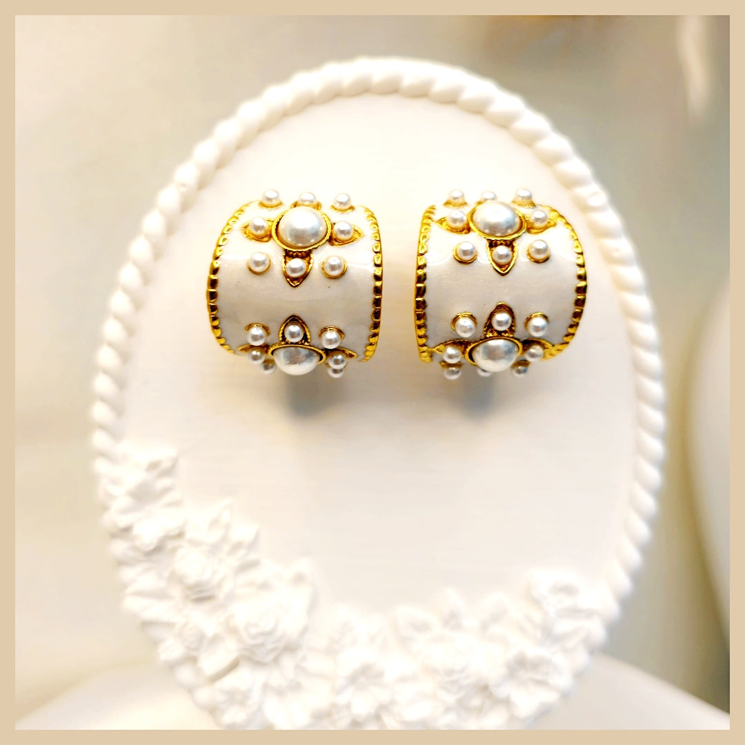 Elle Pearl Accents Earings