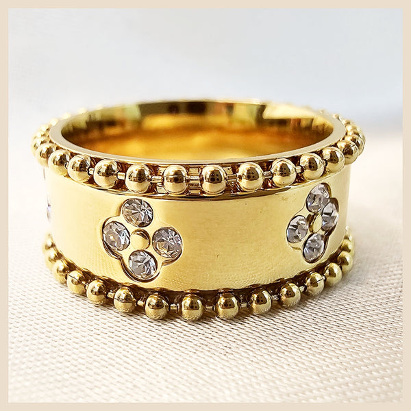 Cleo Clover Ring