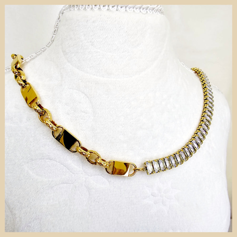 Gisa GiGi Necklace