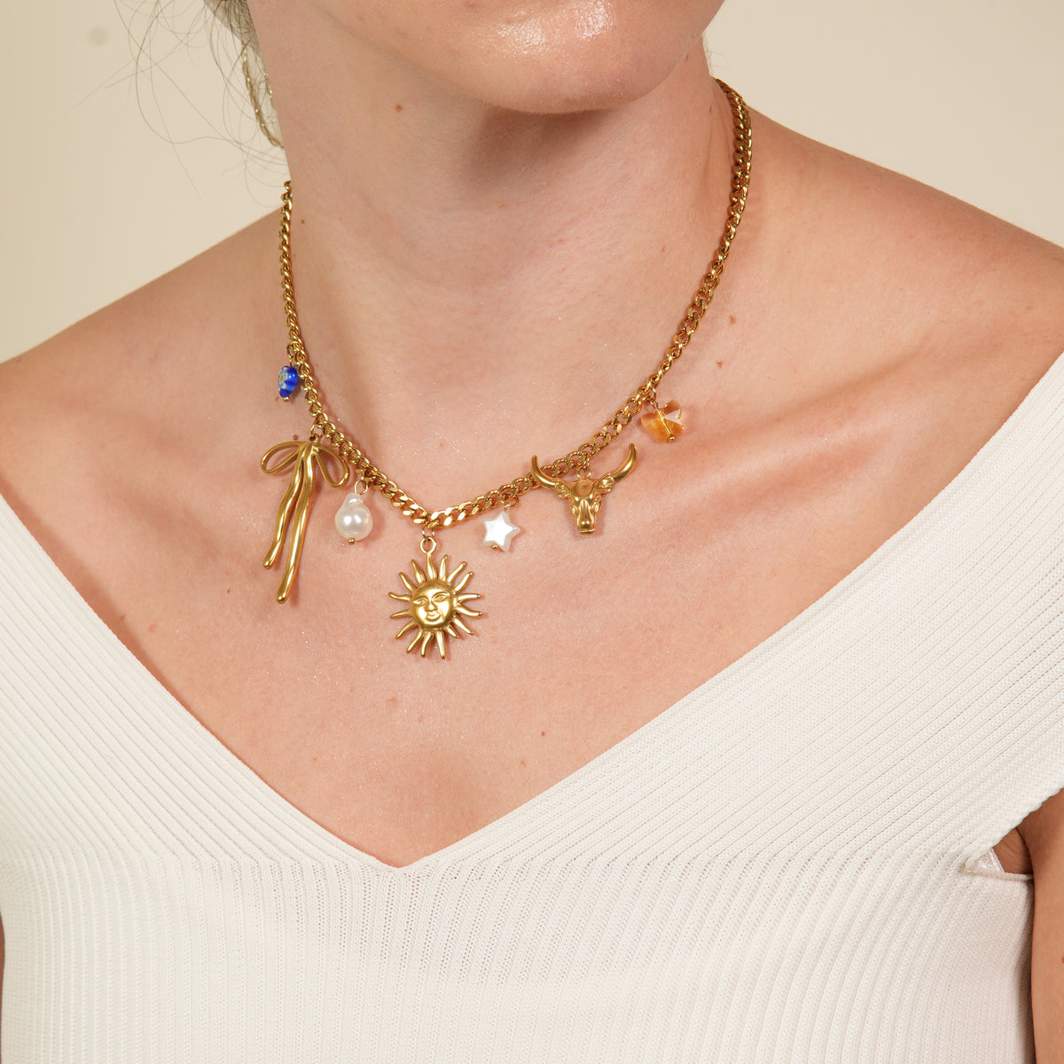 Alva Sun Necklace
