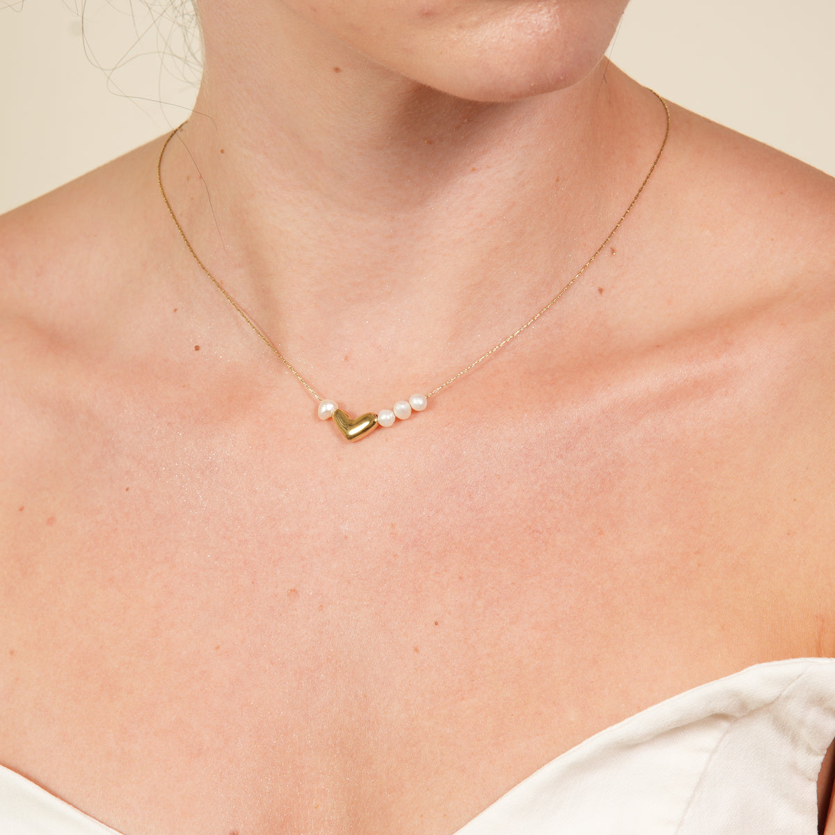 Hara Pearl Heart Necklace