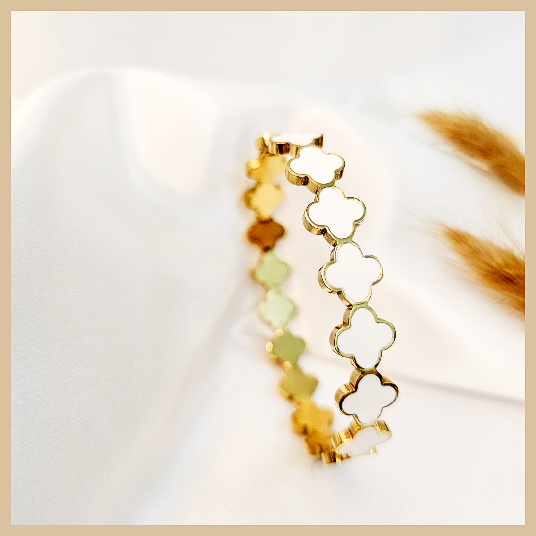 Dari Clover Bangle