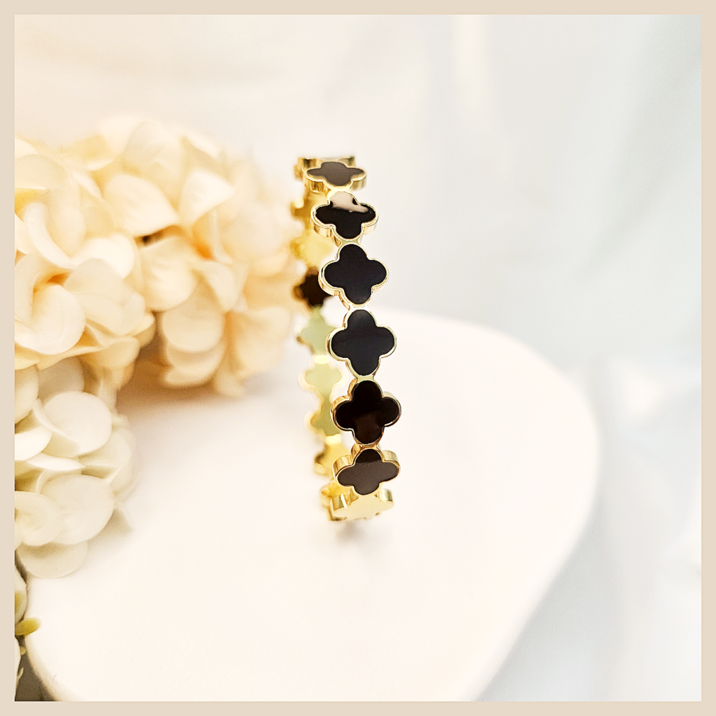 Dari Clover Bangle
