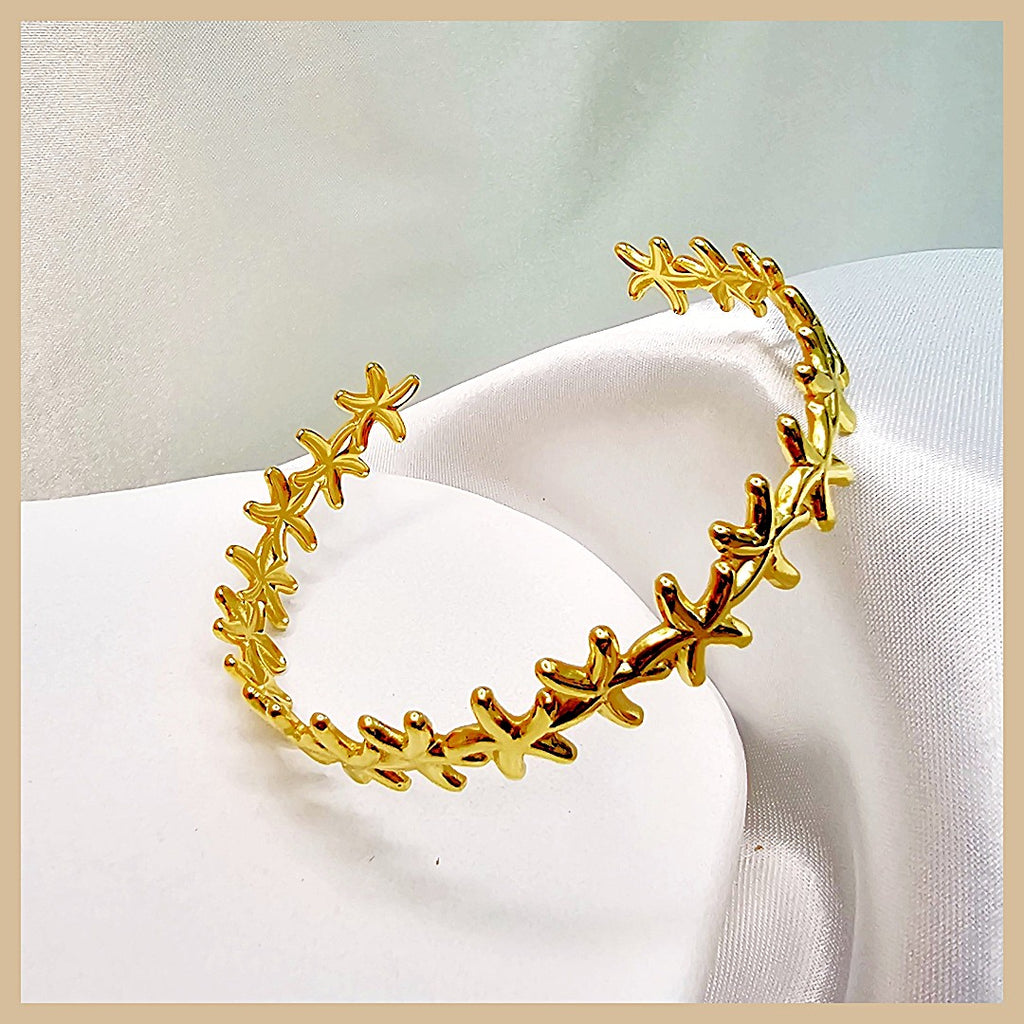 Gigi StarFish Open Bangle