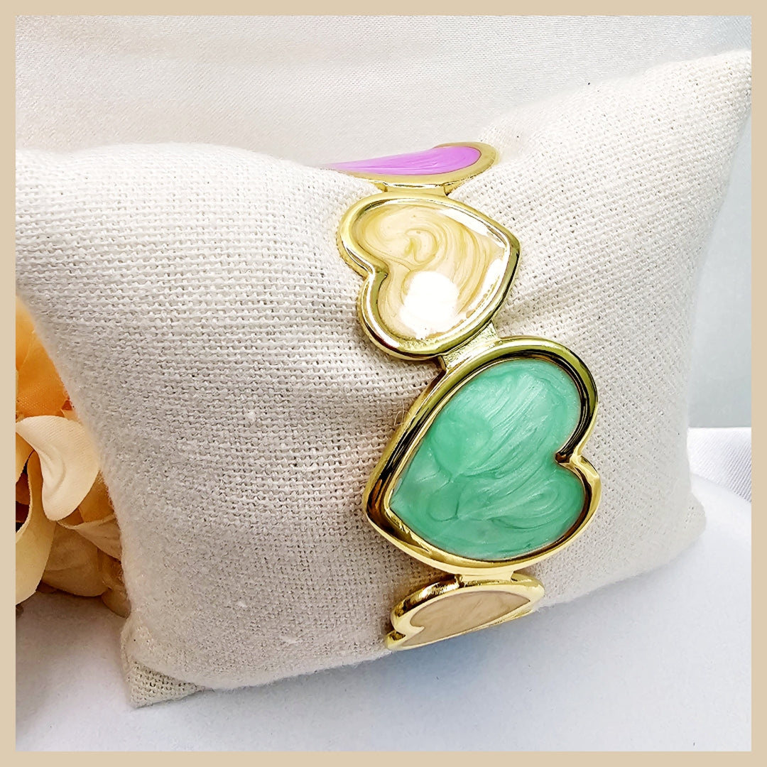 Geni Hearts Open Bangle