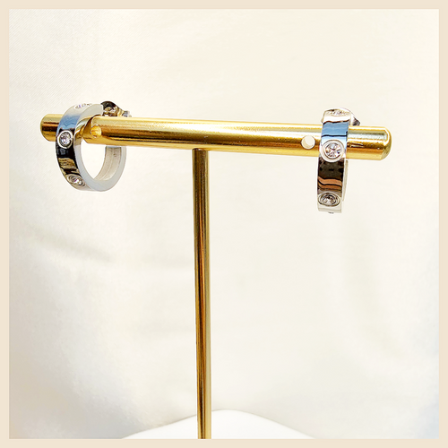 Arin Hoop Earings