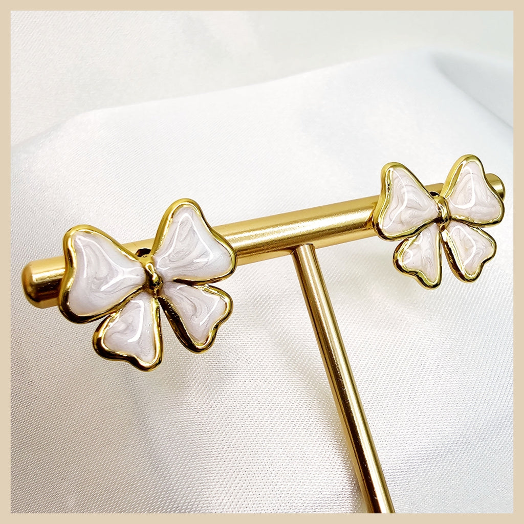 Eola Enemal Bow Earings