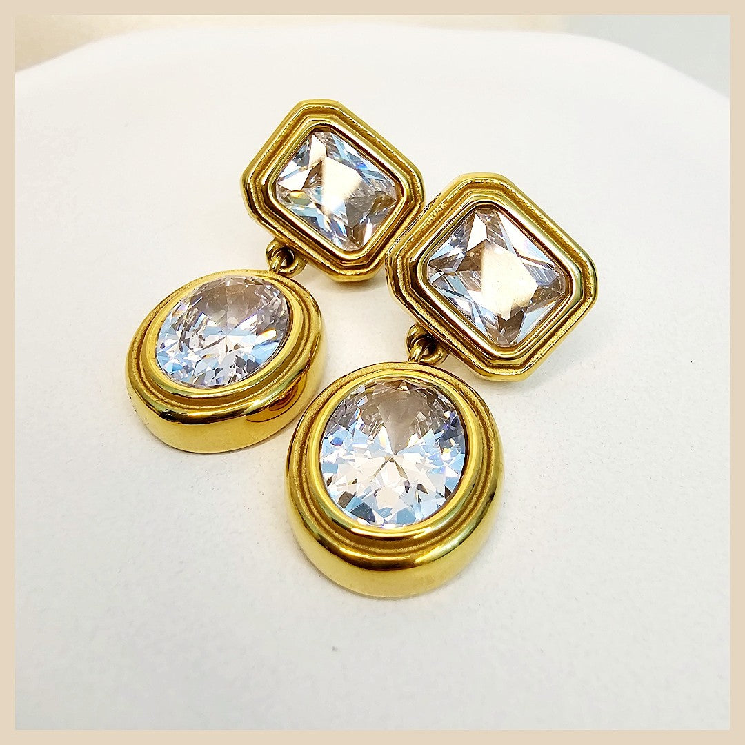 Femi Kiss Me Earings