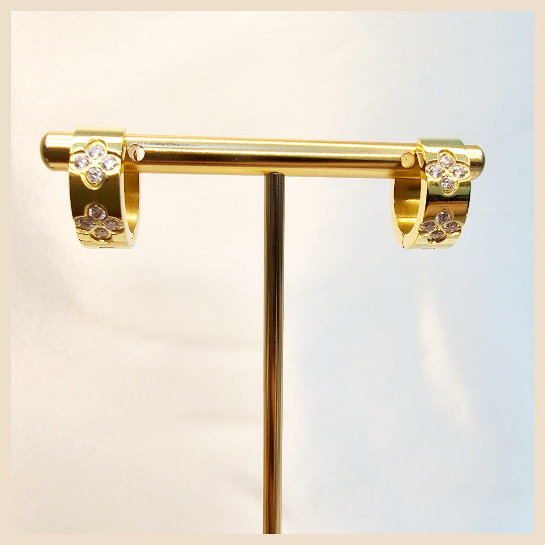 Elvy Clover Hoop Earings