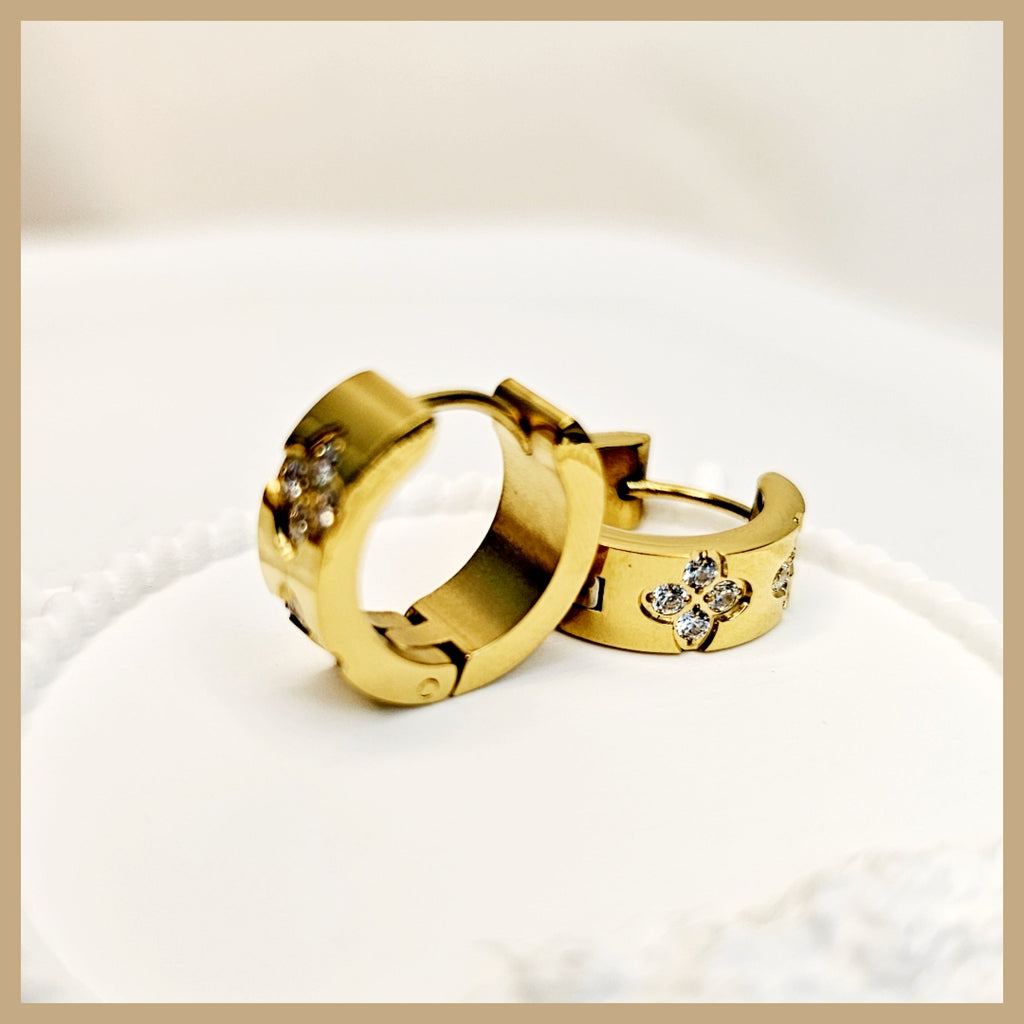 Elvy Clover Hoop Earings