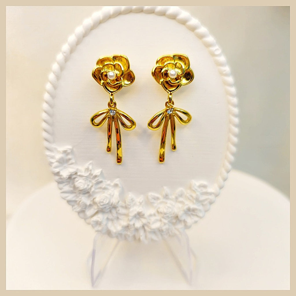 Eris Ribbon Bow  Earings