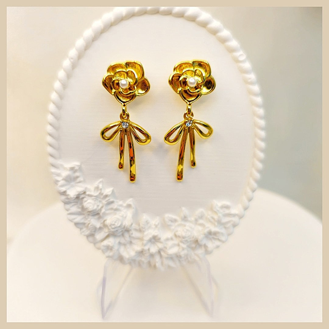 Eris Ribbon Bow  Earings