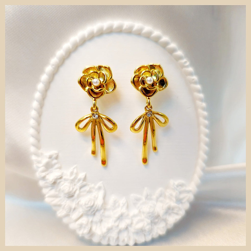 Eris Ribbon Bow  Earings