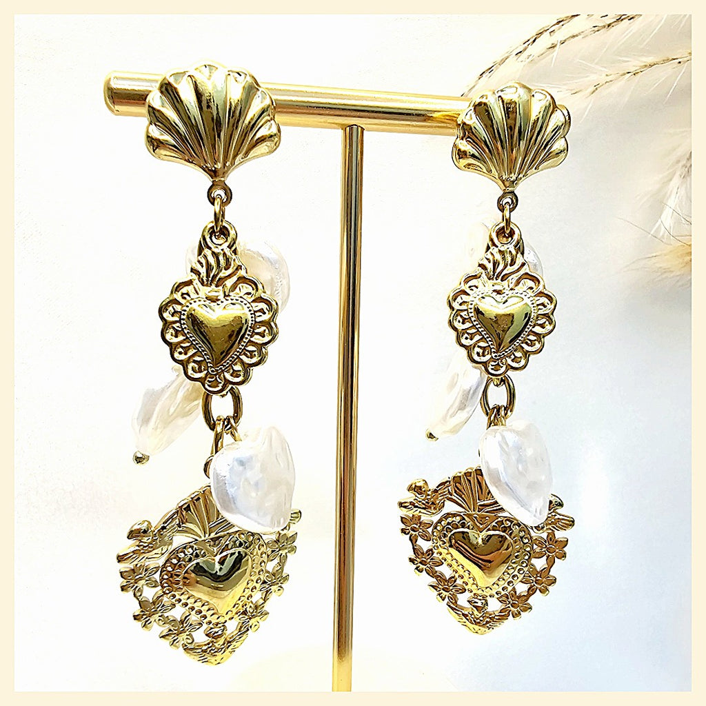 Elin Pearl Drop Earings