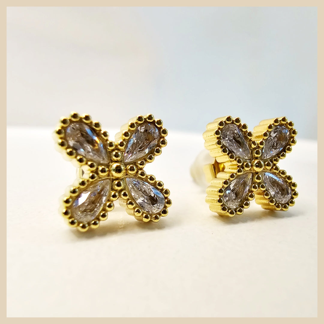 Emly Clover Earings
