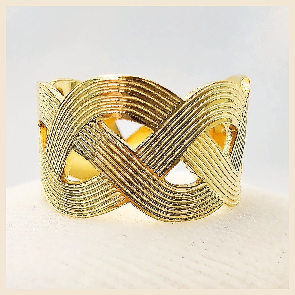 Zoni Woven Ring