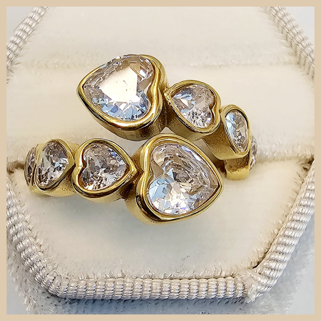 Iara Heart Ring