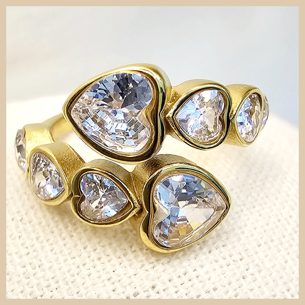 Iara Heart Ring