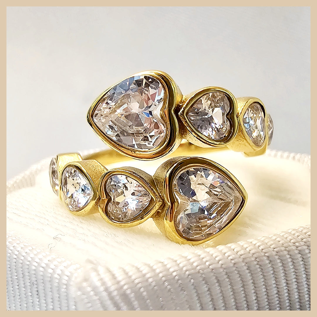 Iara Heart Ring