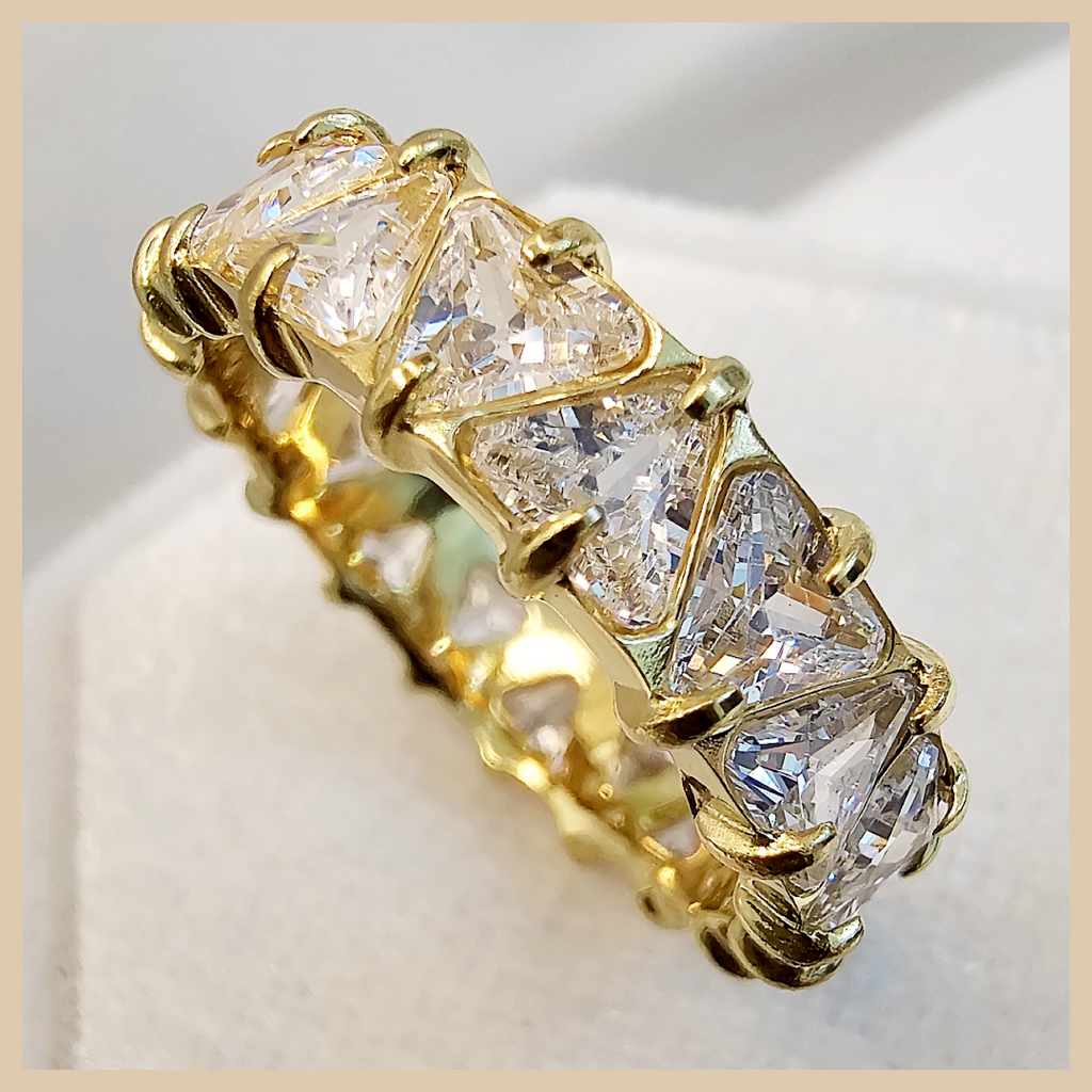 Idra Tri Zircon Ring