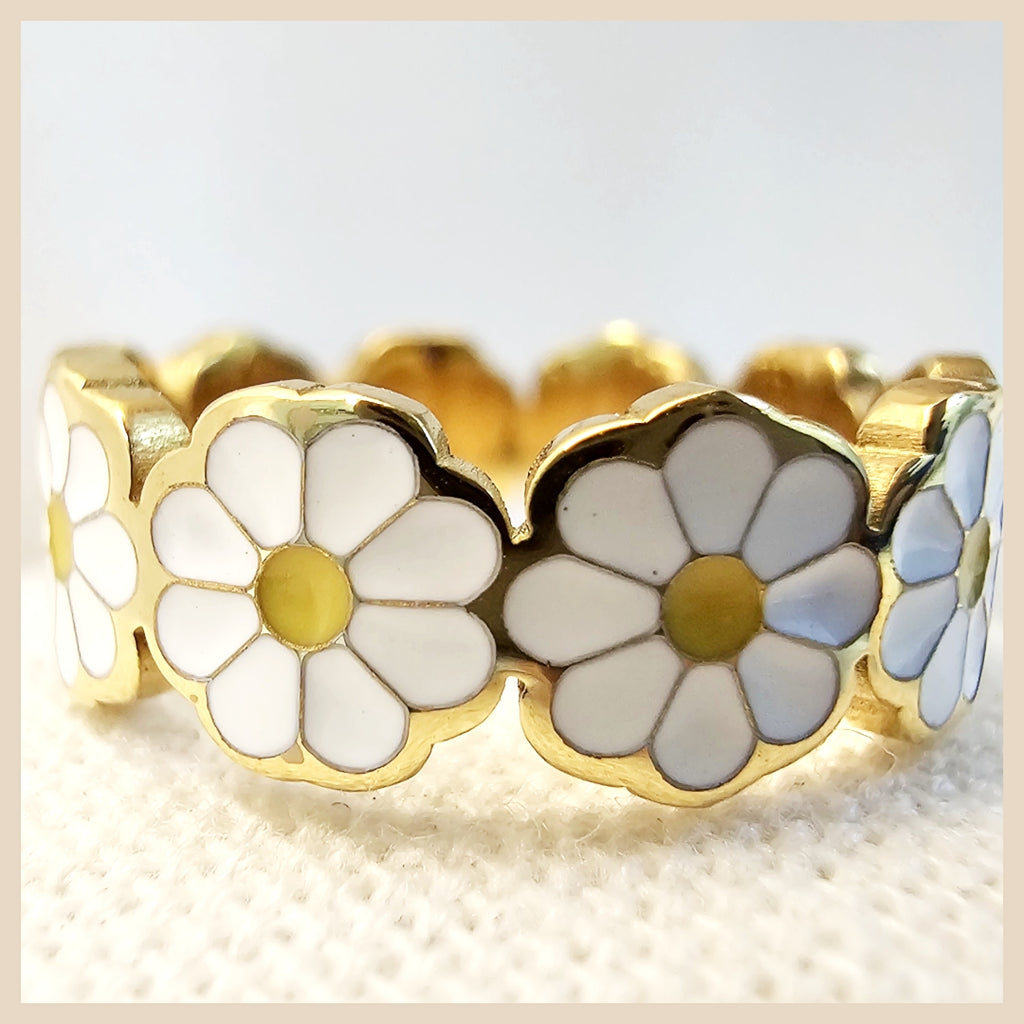 Elba Daisy Ring