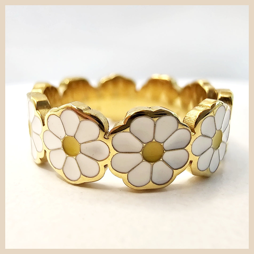 Elba Daisy Ring