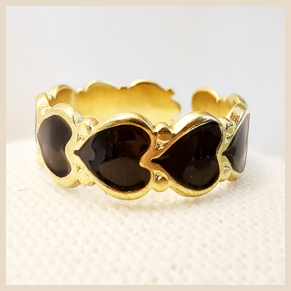 Aviv Heart Accents Ring
