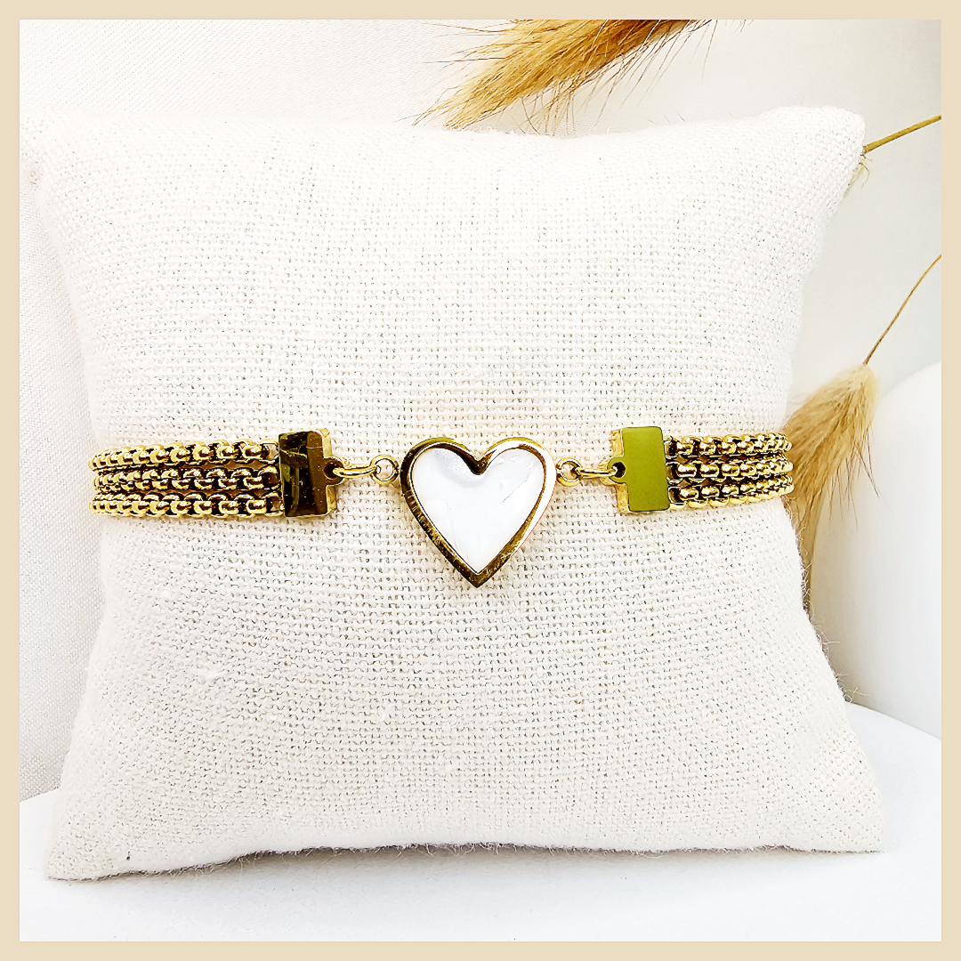 Avis Heart Bracelet