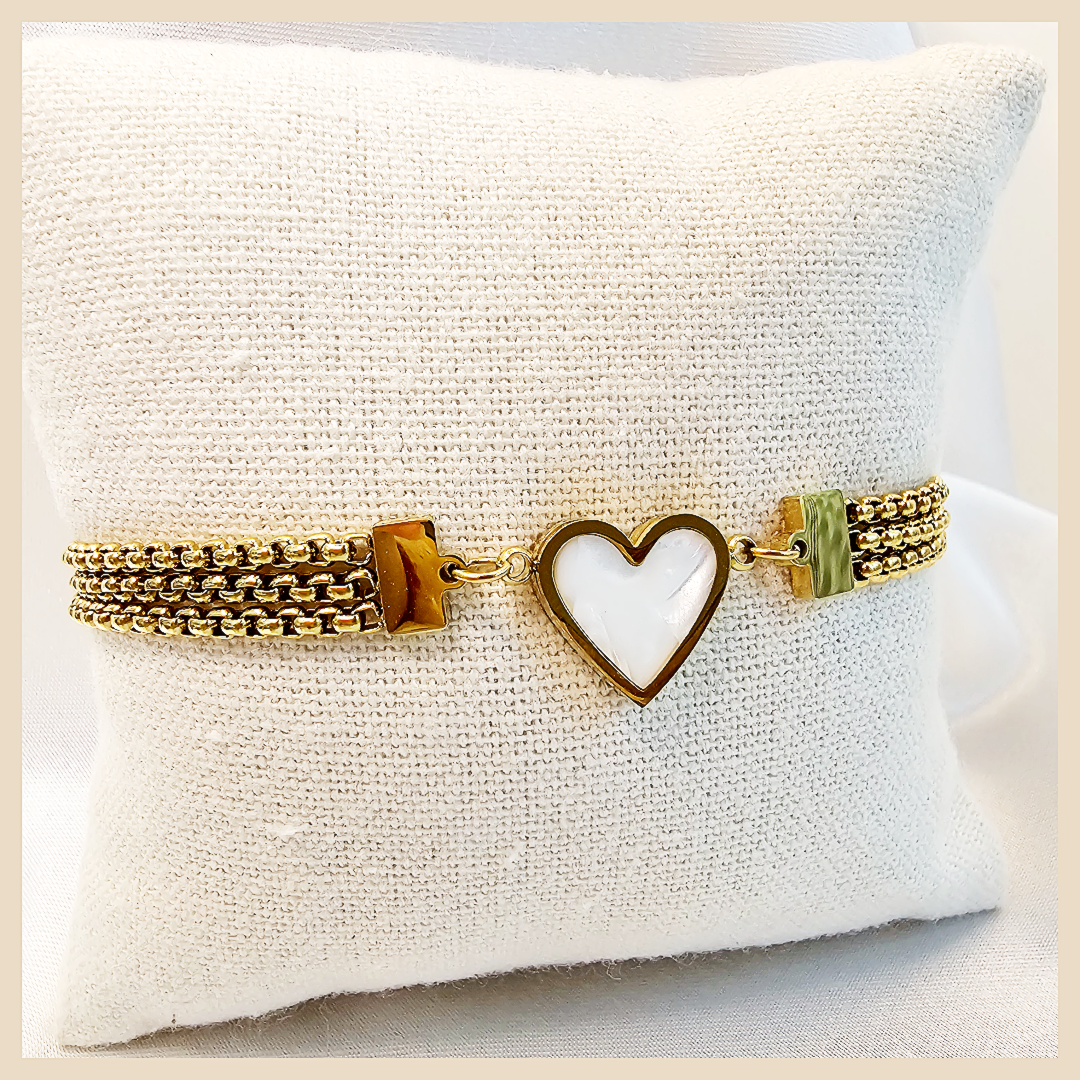 Avis Heart Bracelet