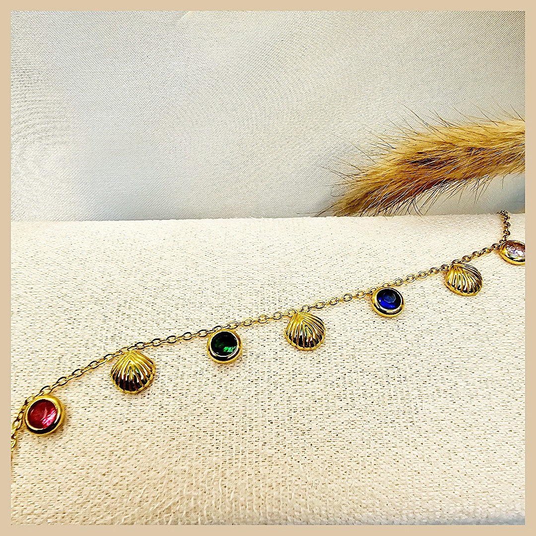 Fiza Delicate Charm Bracelet