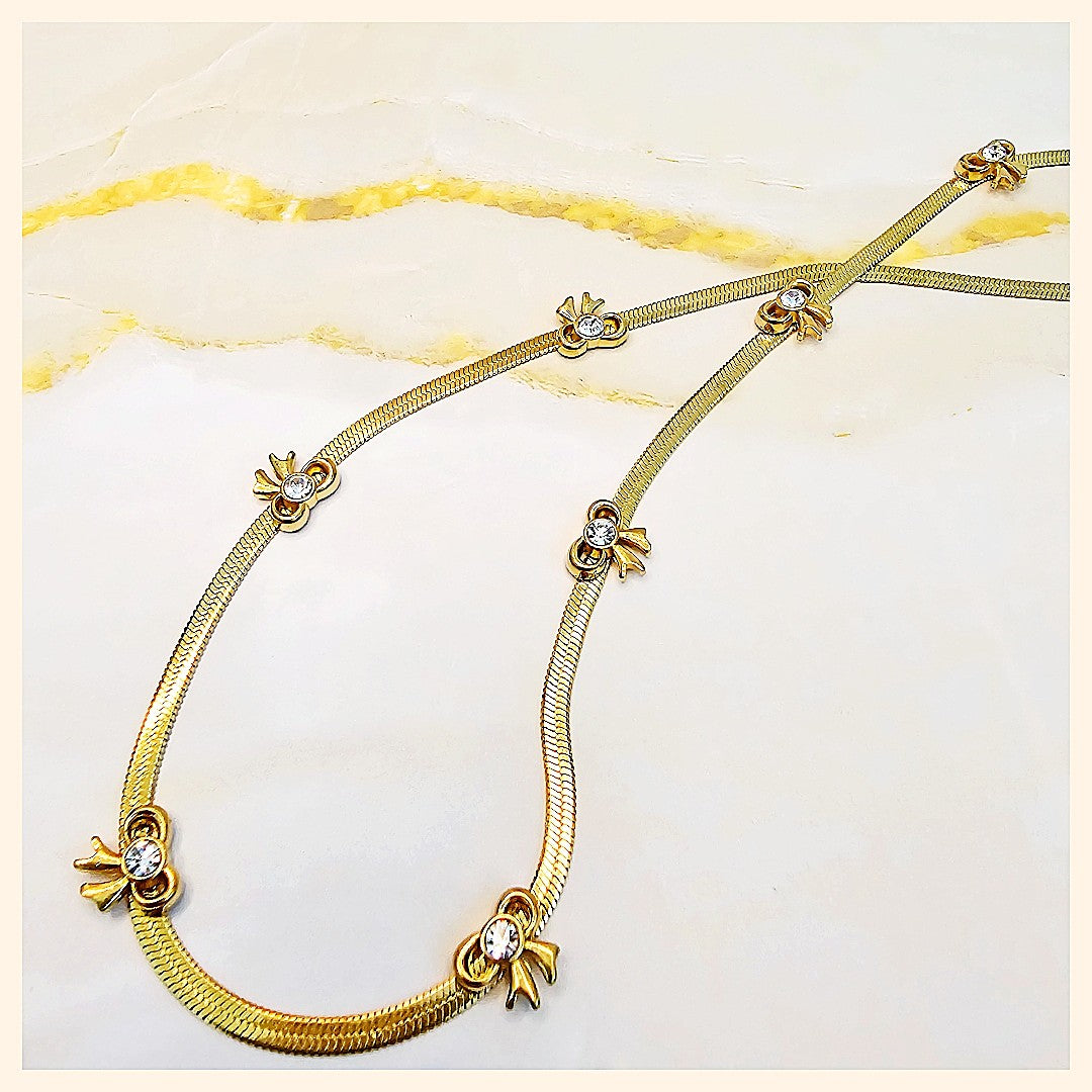 Jara Snake X Bowknots Necklace