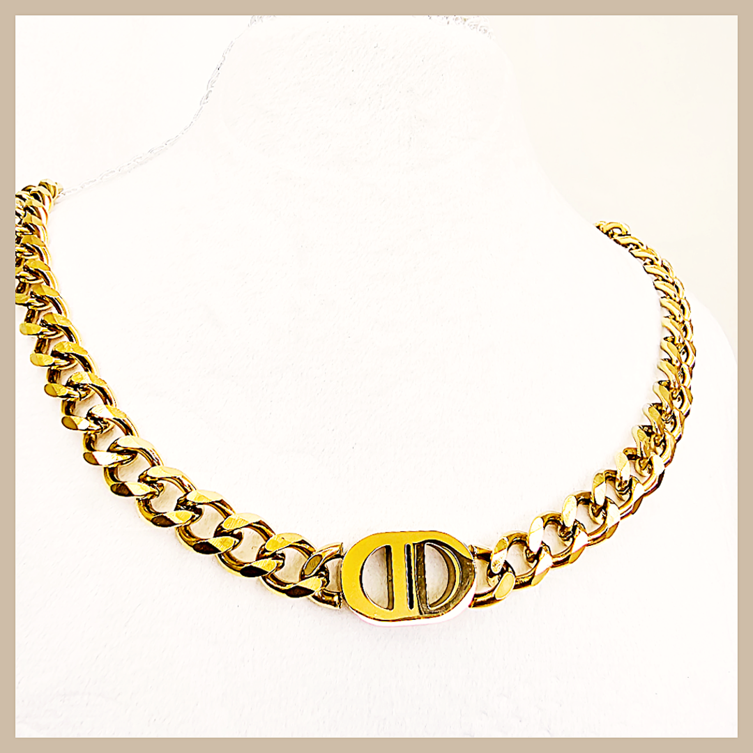 Amie D Chain Necklace