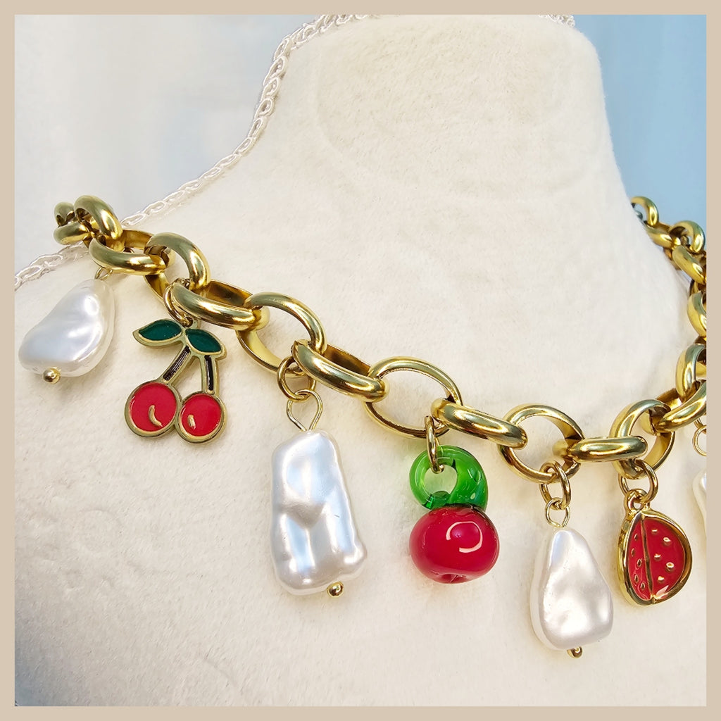 Hawa Strawberry Pearl Necklace