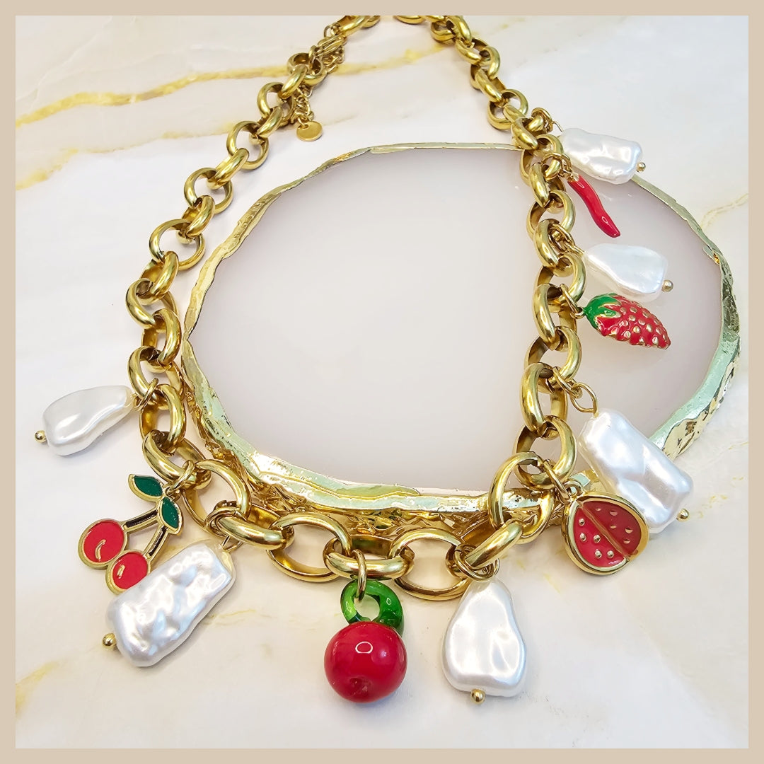 Hawa Strawberry Pearl Necklace
