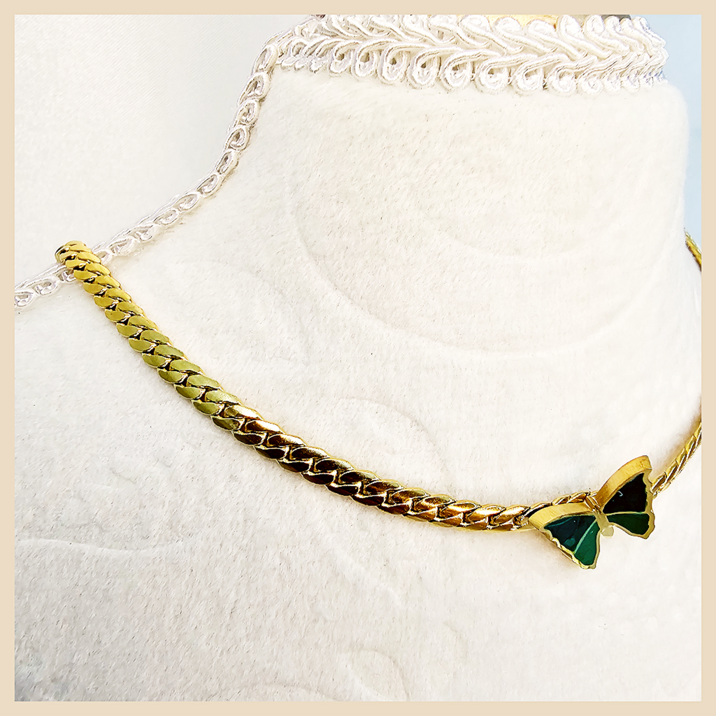 Beda Butterfly Necklace