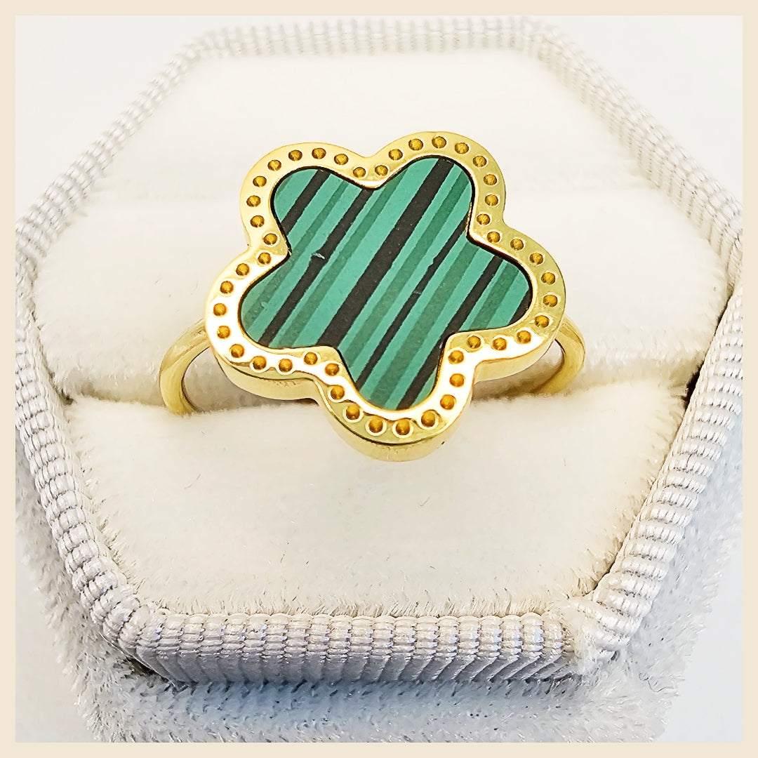 Kiki Clover Ring