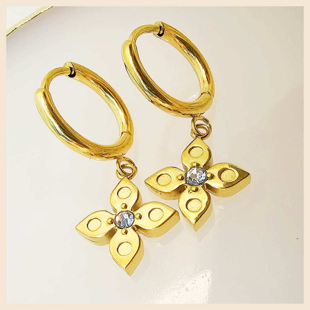 Lise Clover Hanging Earings
