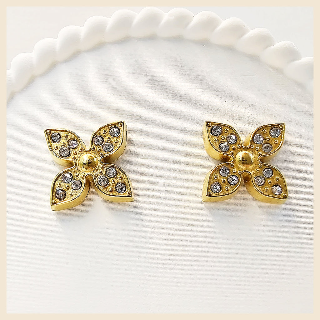Liya Clover Stud Earings