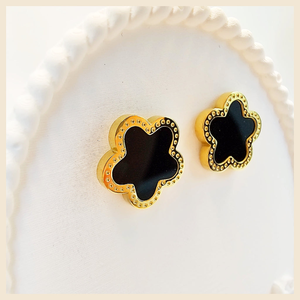 Lora Flower Clover Earings