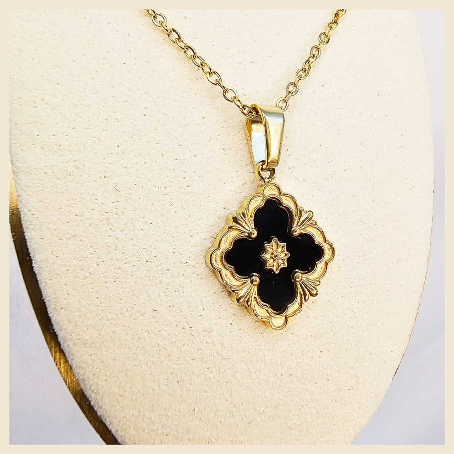 Lura Black Clover Necklace