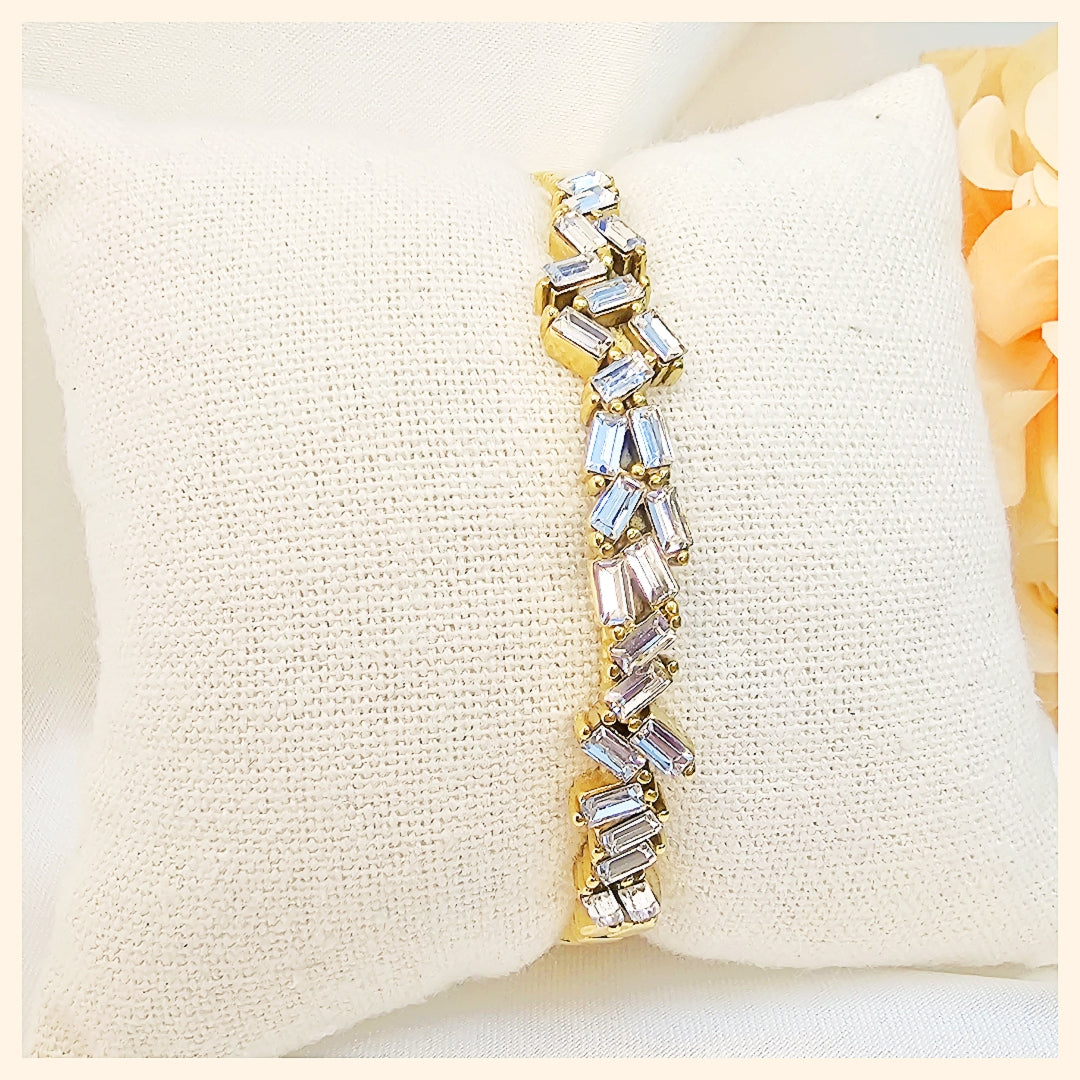 Kace Zircon Cut Bangle