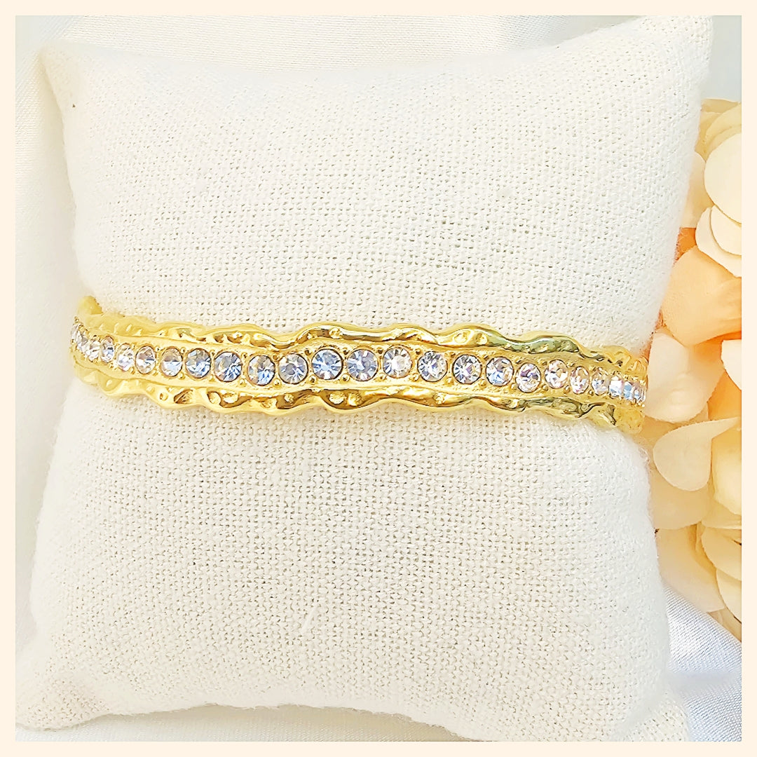 Kali Wavy Bangle