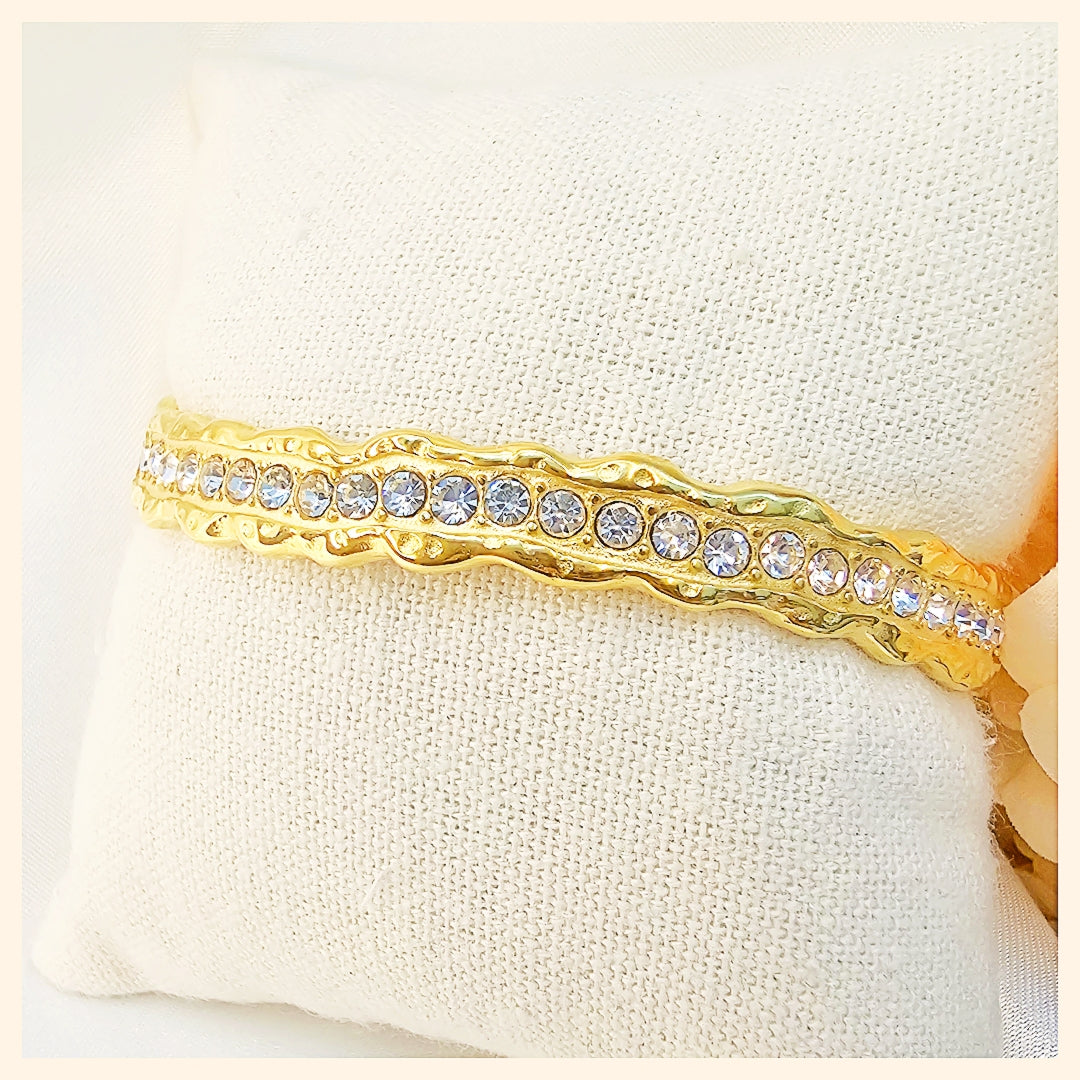 Kali Wavy Bangle