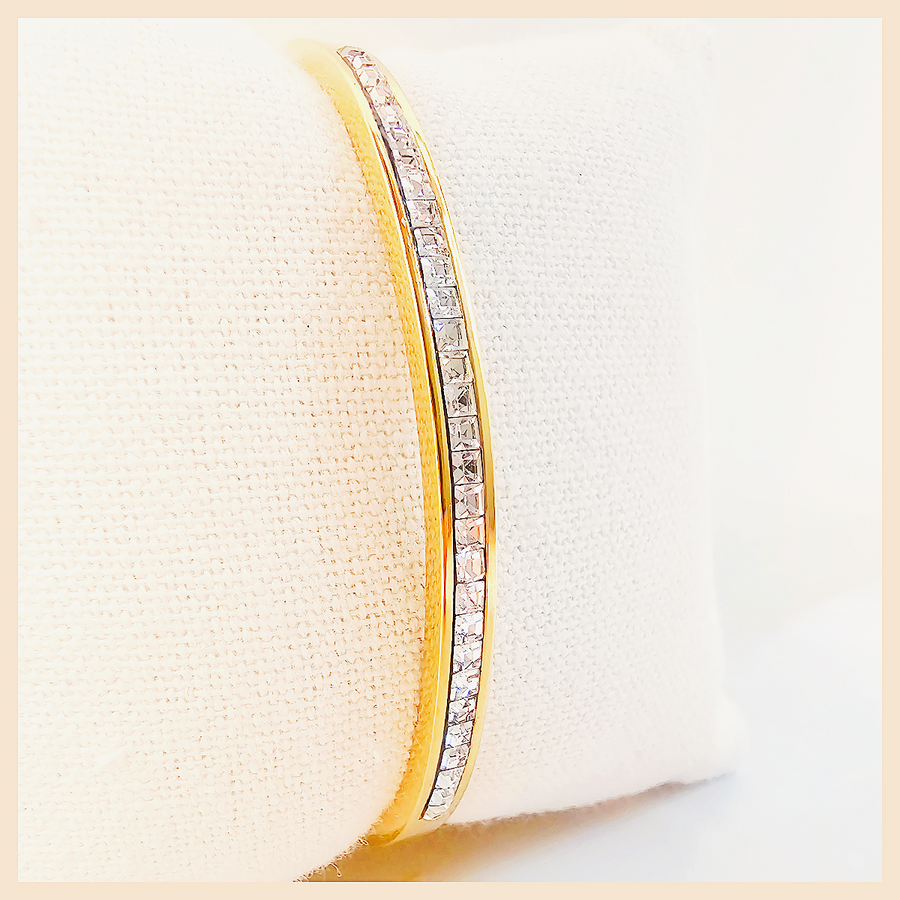 Alma Cubic Zircon Bangle