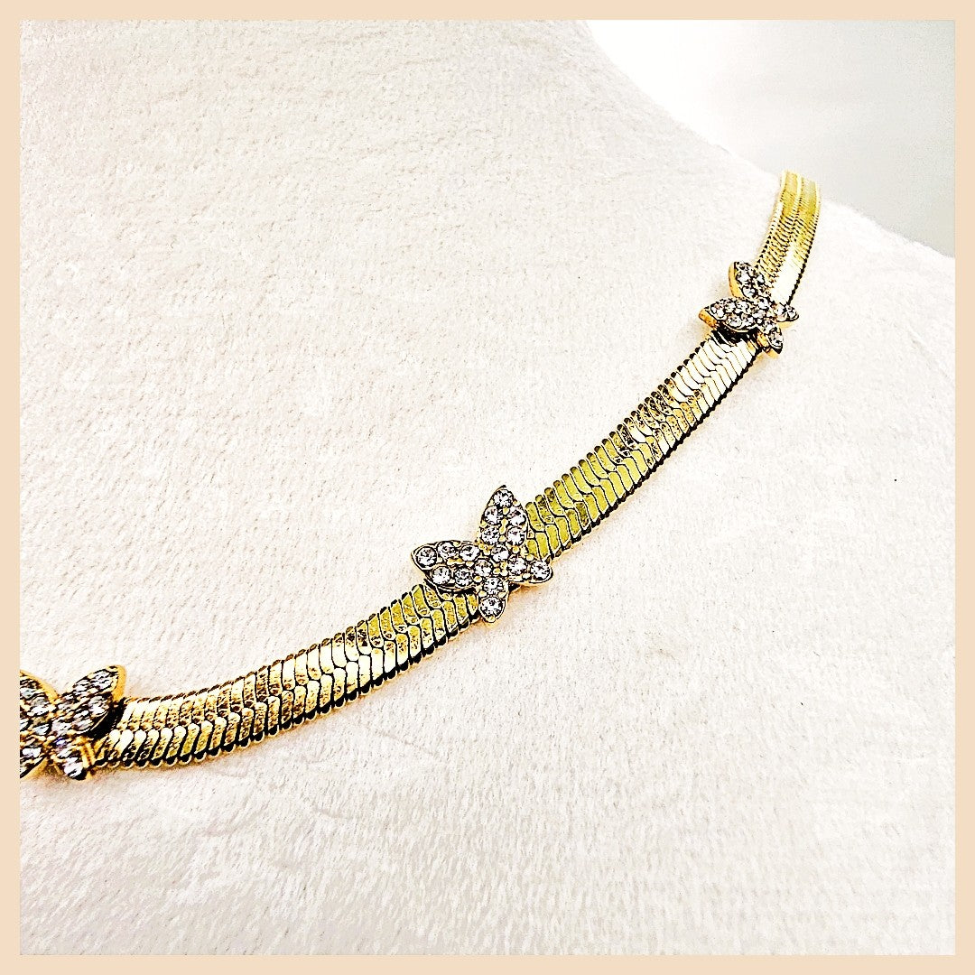 Ivia Shining Butterfly Necklace