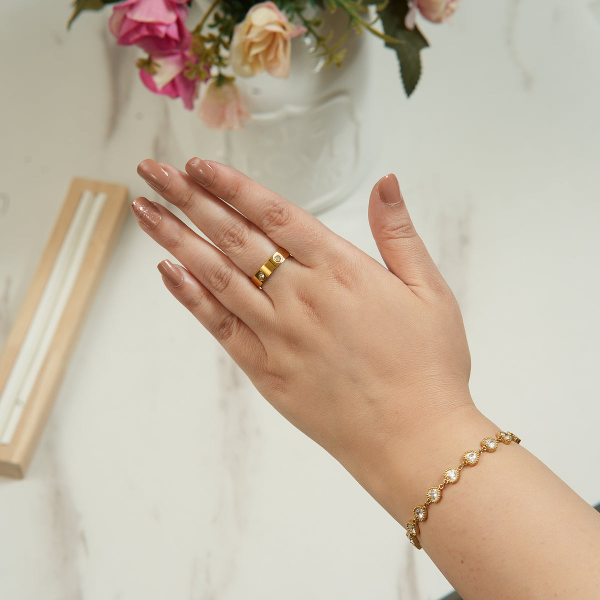 Anya Round Zircon Ring