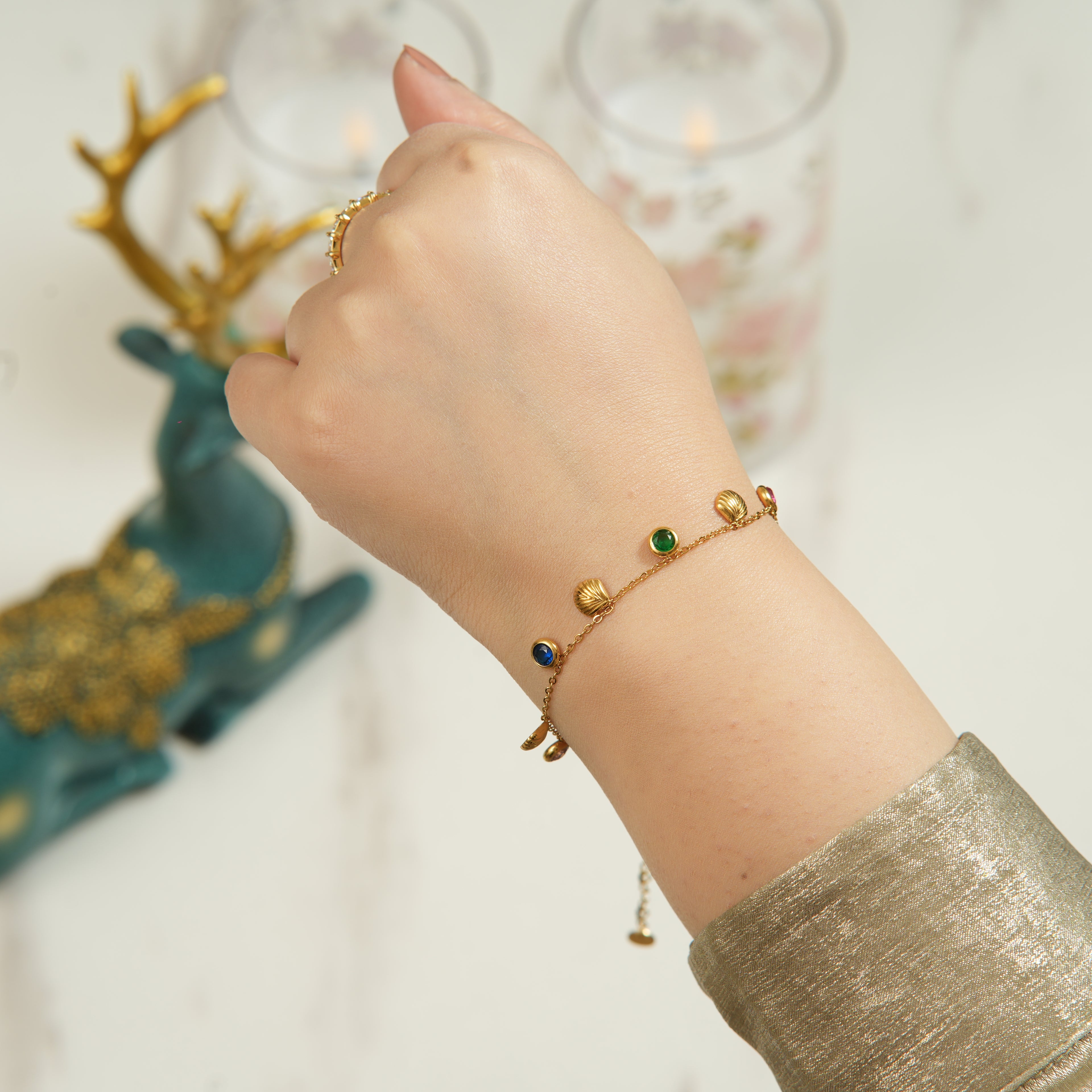 Fiza Delicate Charm Bracelet